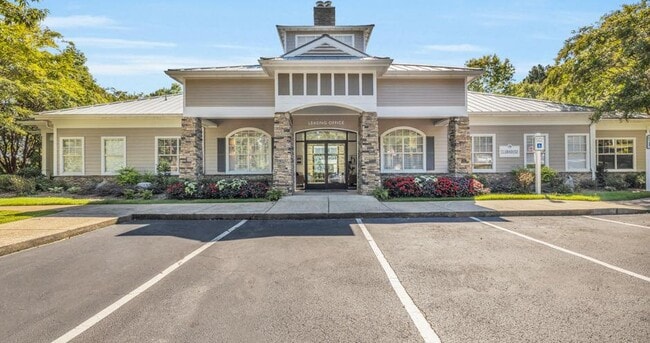 Building Photo - Marina Pointe