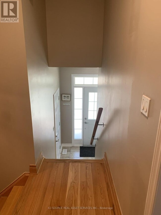 Building Photo - 12 Grand Poplar Ln