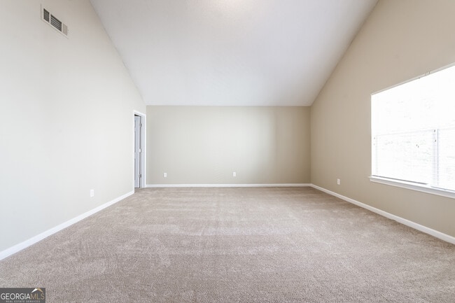 Building Photo - 6998 Bonnes Blvd SE