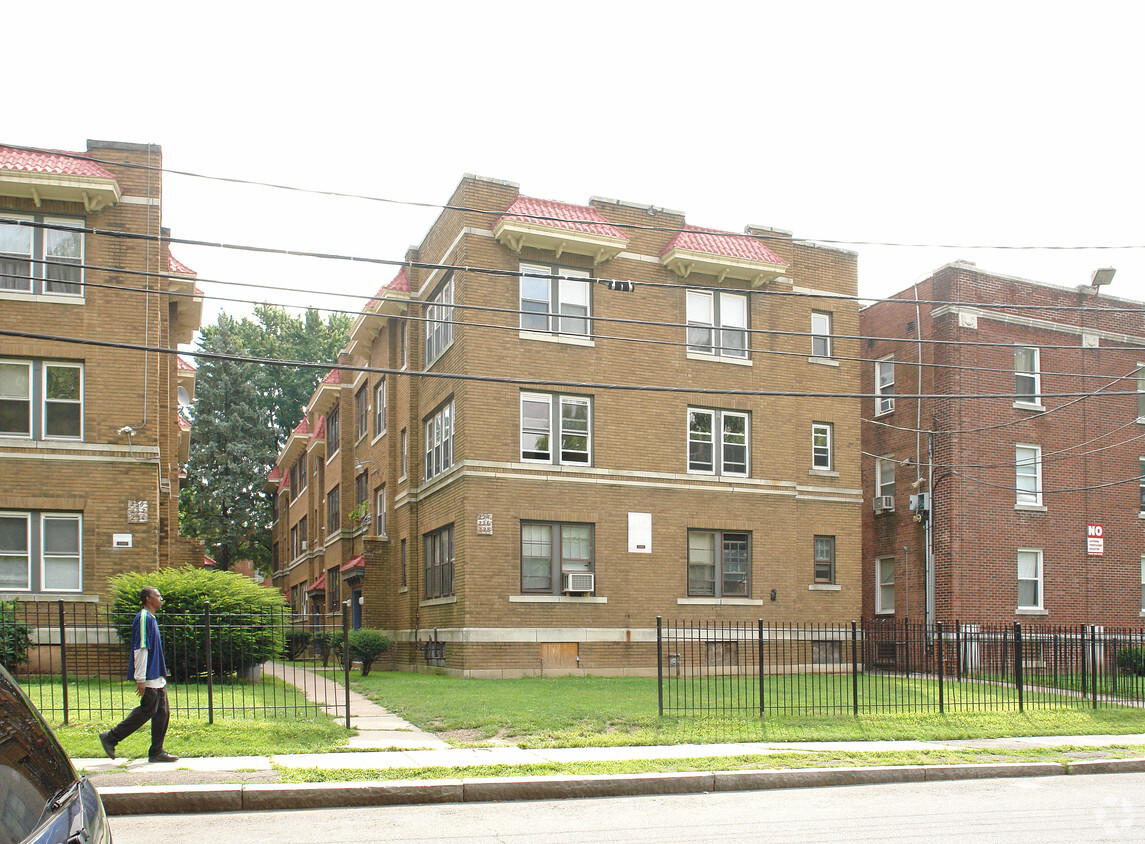 Foto principal - 224-228 S Marshall St