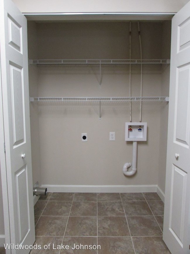Building Photo - 1200 Trillium Cir
