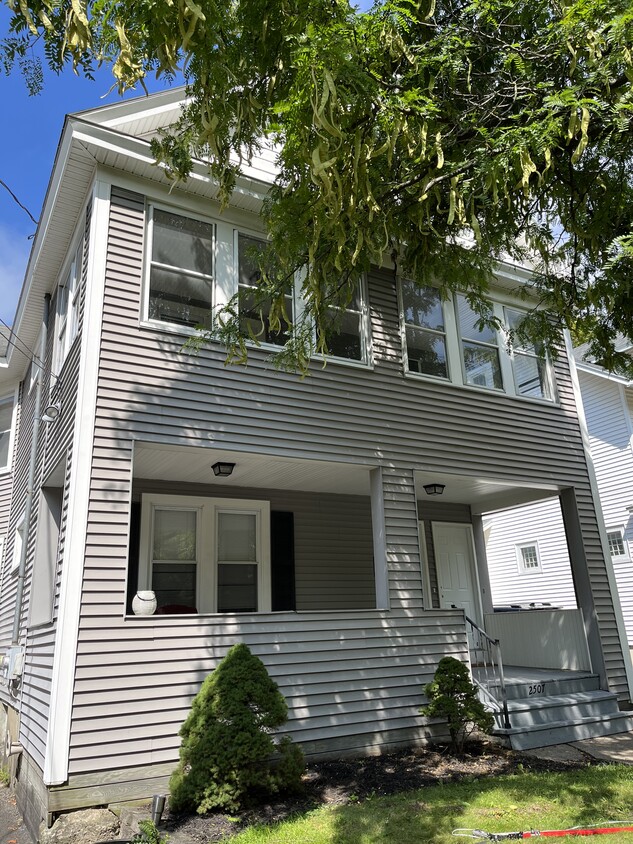 Primary Photo - 2507 15th St