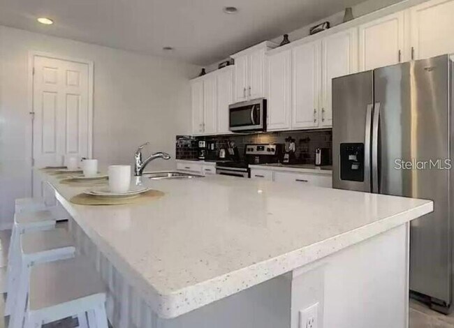 Building Photo - 9033 Flamingo Ky Way