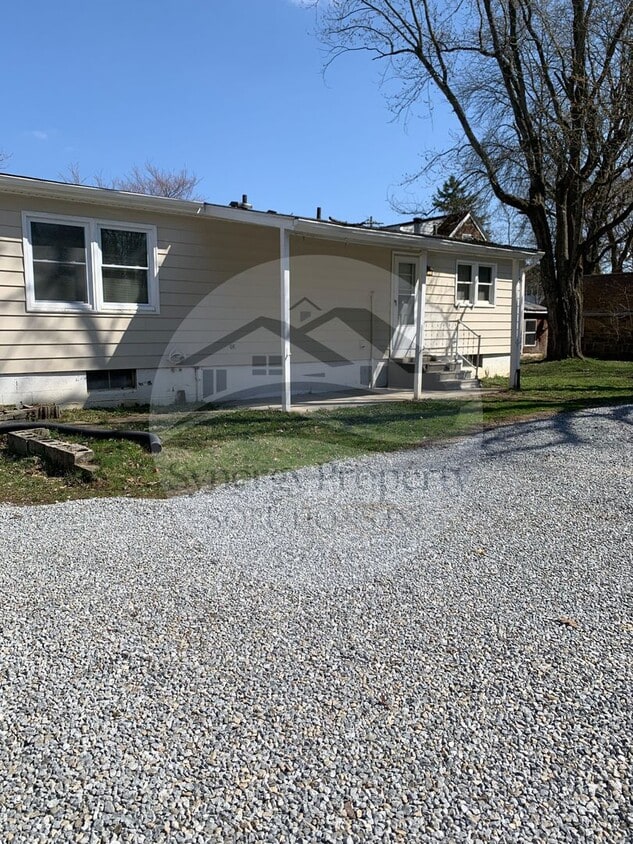 Foto del edificio - Ranch Home for Rent