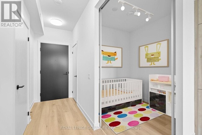 Building Photo - 117 Broadway Ave