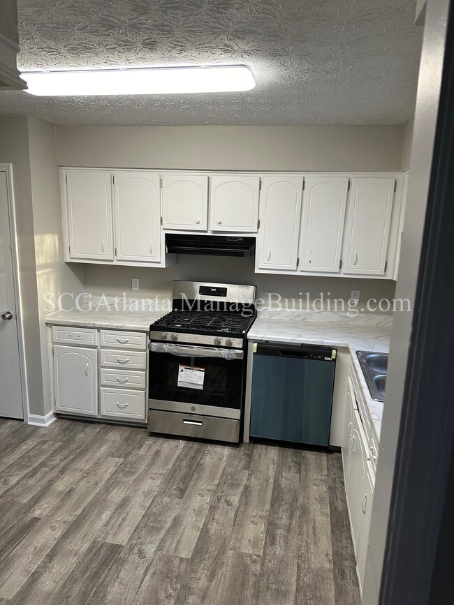 Building Photo - 10973 Highridge Ct