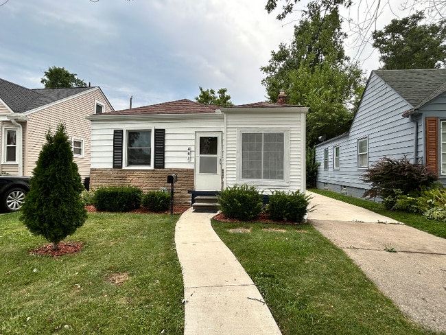 Building Photo - 601 E Webster St