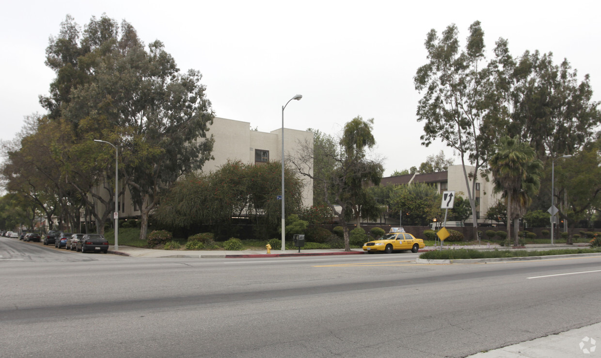 Building Photo - Billy G. Mills Manor  