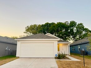 Building Photo - 6626 Highlands St