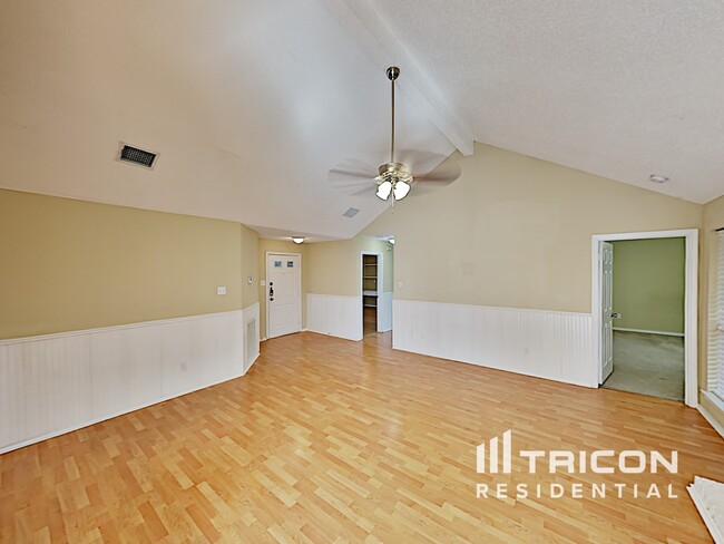 Building Photo - 824 Bridgewater Lane Mesquite TX