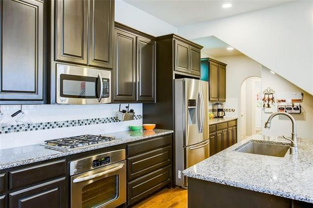 Foto del edificio - 4921 Sage Hill Dr