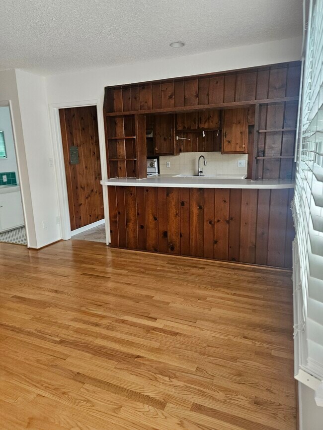 Unidad #1 - Sala de estar/dormitorio - The Sherman