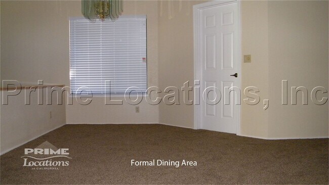 Foto del edificio - A Welllington gated Community home