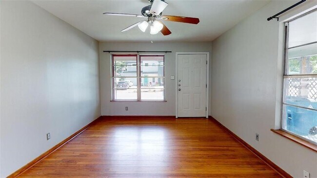 Building Photo - 2504 Givens Ave