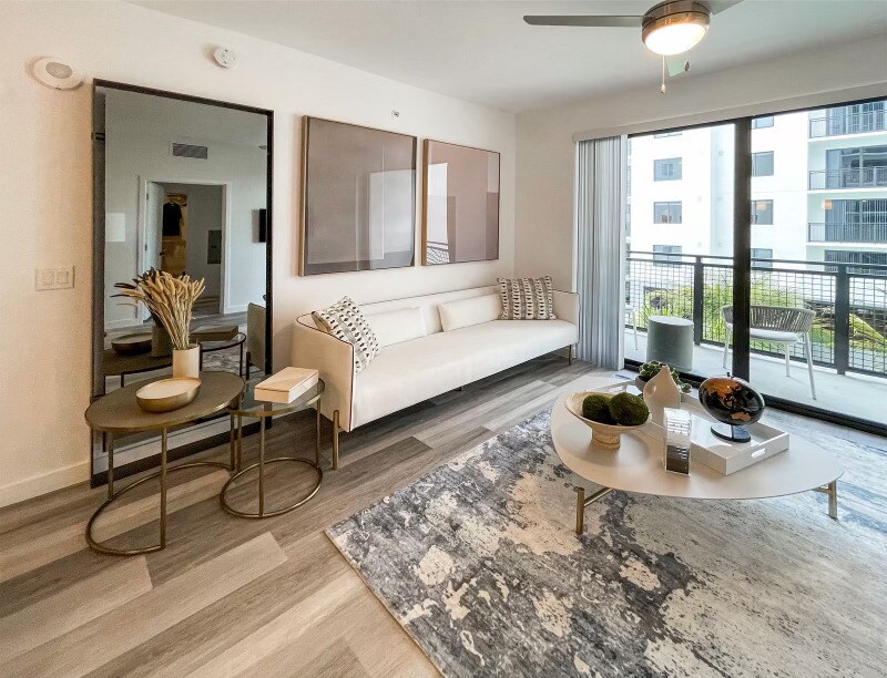 Foto principal - 405 Hialeah Dr