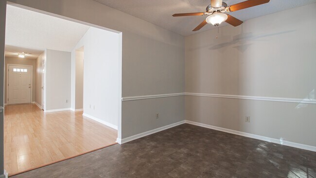 Foto del edificio - 642 Aspen St