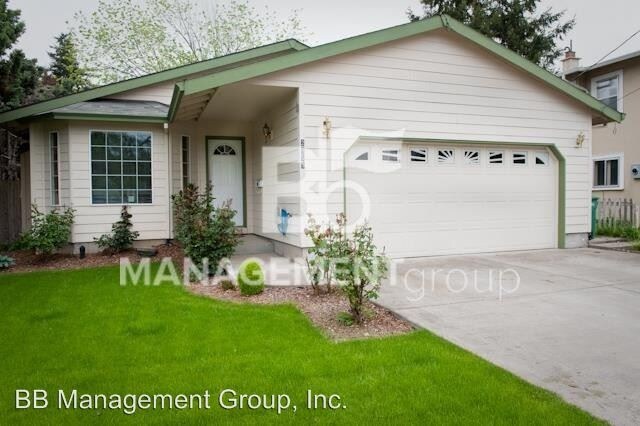 Primary Photo - 3 br, 2 bath House - 2855 SE Harrison Street
