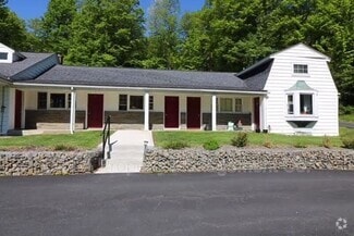 Building Photo - 106 3rd St