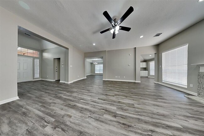 Building Photo - 13703 Dempley Dr