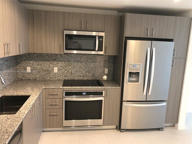 Foto del edificio - 5350 NW 84th Ave