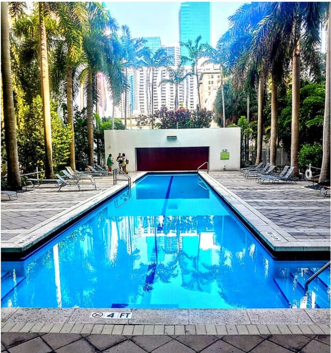 Building Photo - 133 NE 2nd Ave Unit 3206