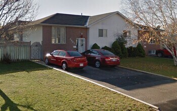 Building Photo - 2607 Foxmeadow Rd