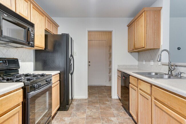 Foto del edificio - 3602 Spring Canyon Trail