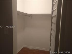 Foto del edificio - Studio, 1 bath  - 1470 NE 125th Ter Apt 603