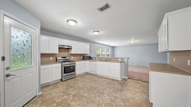 Building Photo - 134 S Vesper Bend Cir