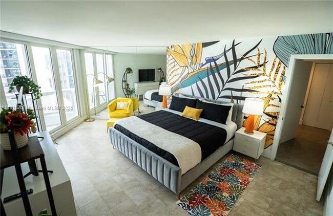 Foto del edificio - 1717 N Bayshore Dr