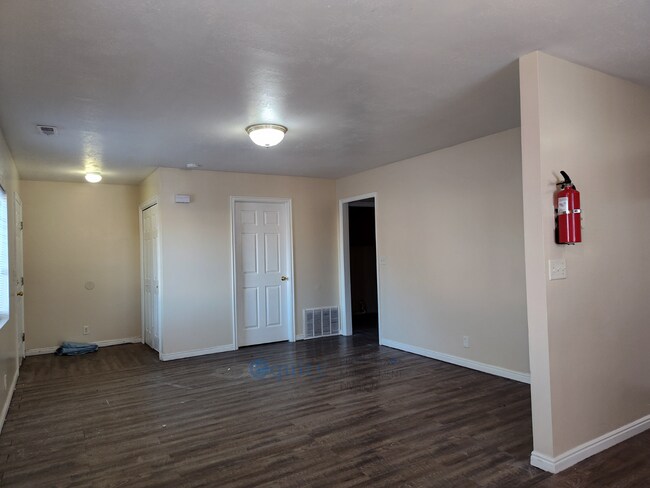 Building Photo - 2626 S 9080 W