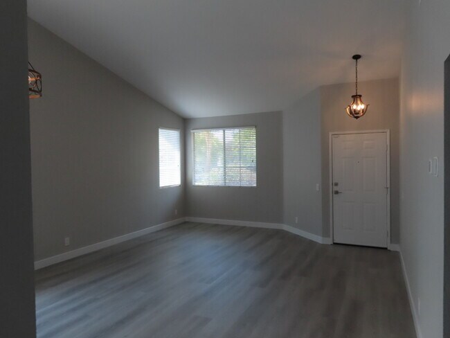 Foto del edificio - 24064 Verdun Ln