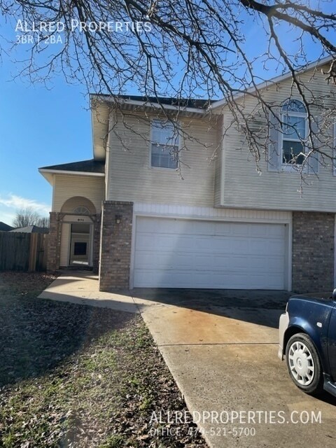 Foto principal - 3 bedroom Duplex Fayetteville