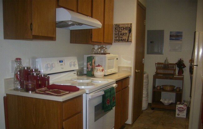 Foto del edificio - 101 Seniors Ave