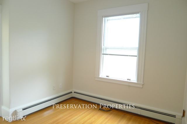 Building Photo - 2 br, 1.5 bath Apartment - 57 Lowell Ave