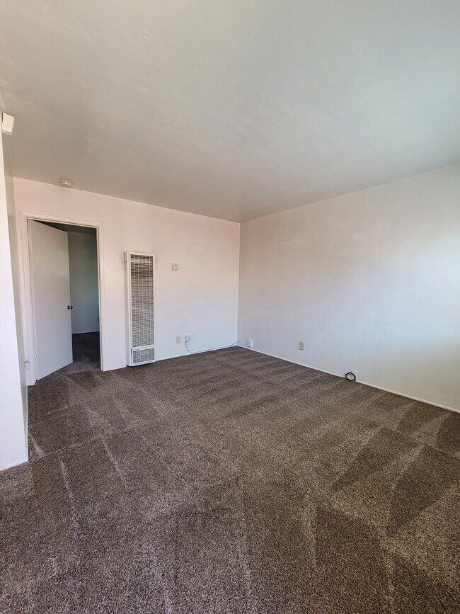 1035 Wilbur Ave Unit 1035 Wilbur, San Diego, CA 92109 1035 Wilbur Ave