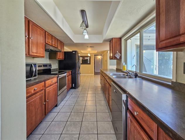 Foto del edificio - 7306 Oakmore Dr