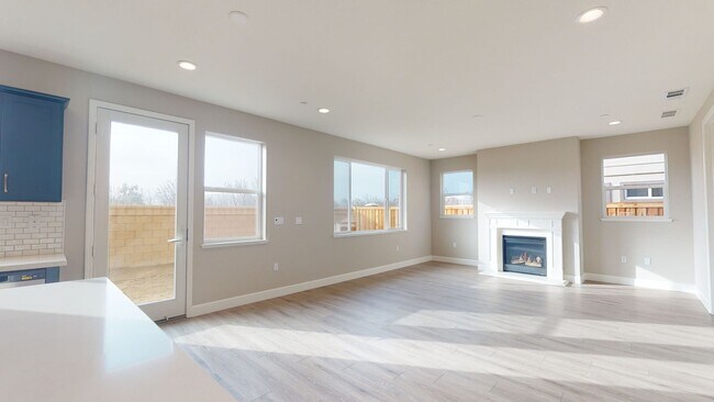 Building Photo - single family home