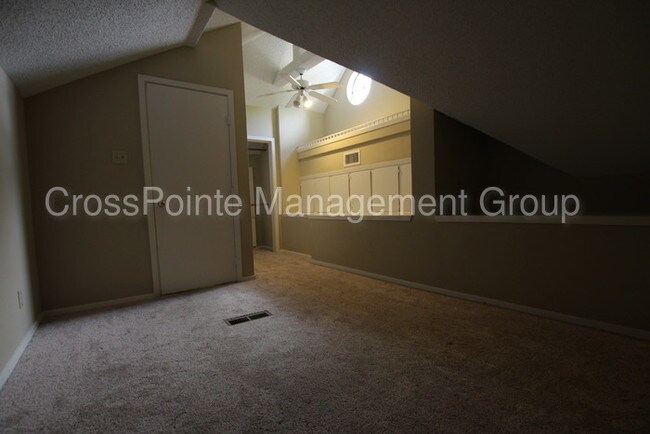 Foto del edificio - 1747 Eaglewood Dr