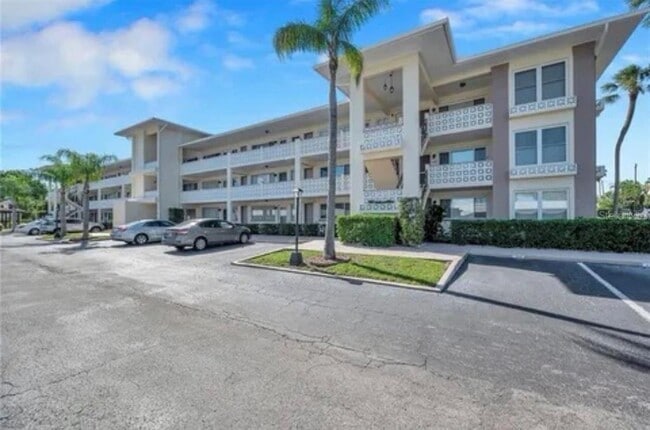 Foto del edificio - 1235 S Highland Ave