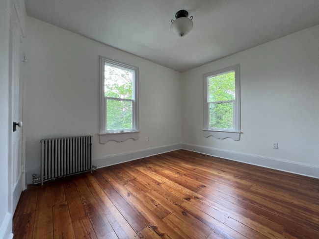 Foto del edificio - 4798 Steele Ave