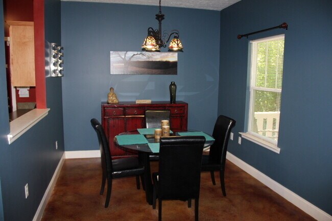 Building Photo - Home for Rent in Wetumpka