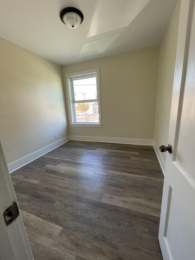 Foto del edificio - 1698 Jackson St