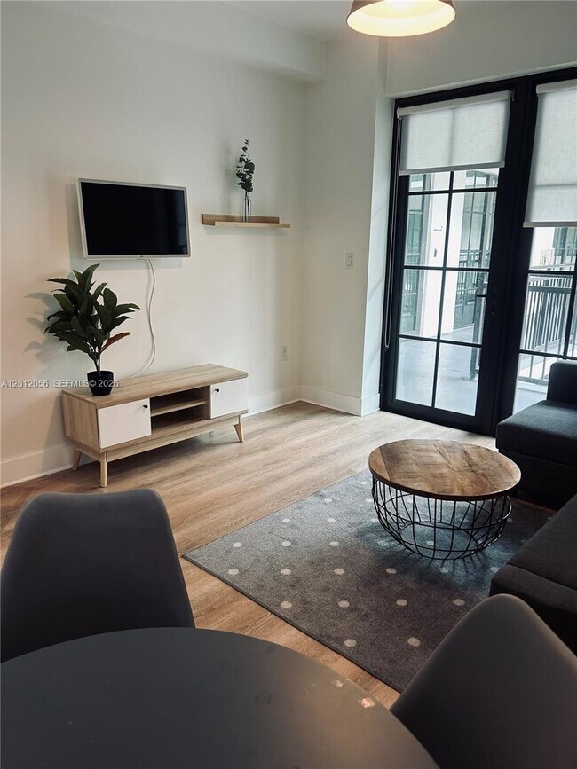 Foto del edificio - 4100 SW 64th Ave