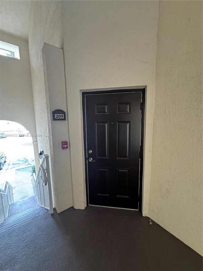 Foto del edificio - 11601 NW 89th St