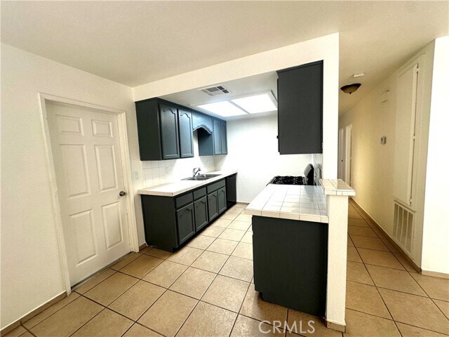 Foto del edificio - 10918 Maya St