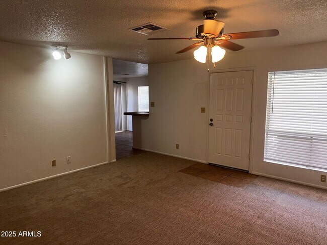 Foto del edificio - 195 N Cottonwood St
