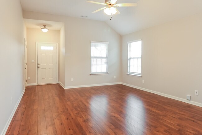 Building Photo - 4140 Overlook Circle