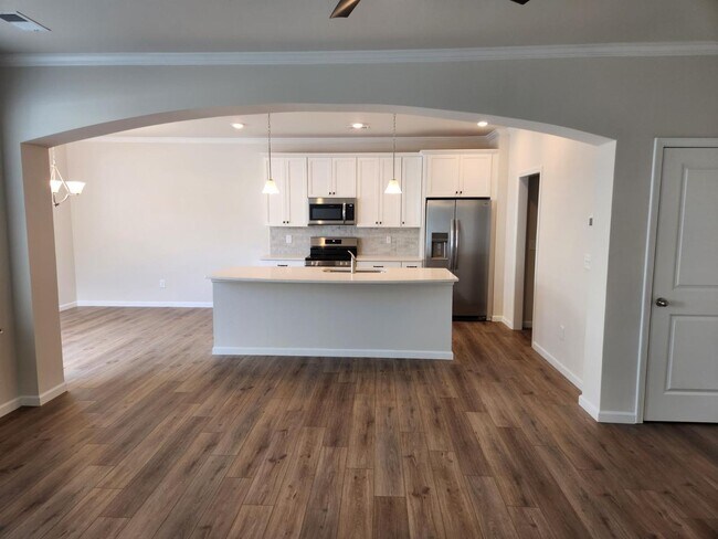Building Photo - 3Br/2.5Ba Townhouse in the Vineyard Commun...