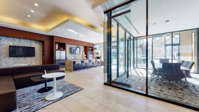 Building Photo - 13th & Market